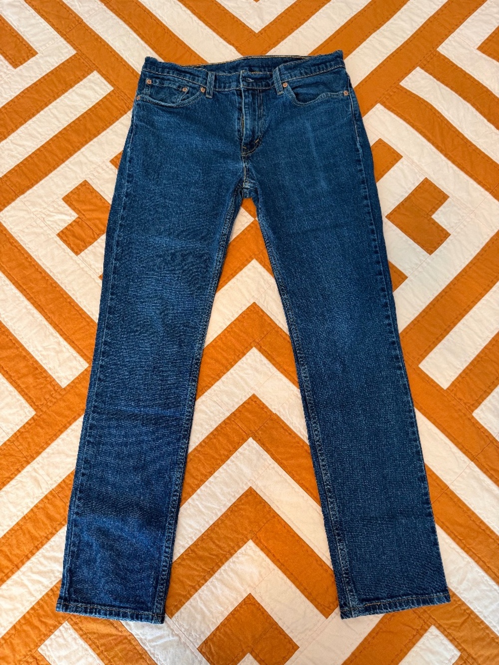 Levi’s men’s jeans 511 slim fit 32W x 32L medium wash blue